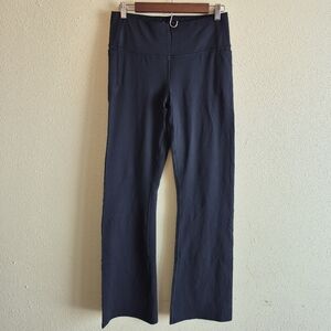 Under Armour Fitted Black Athletic Pants Size Large